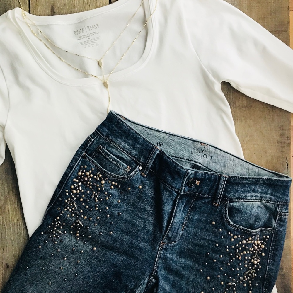 WHBM Embellished bootcut jeans. NWT - Size 0P